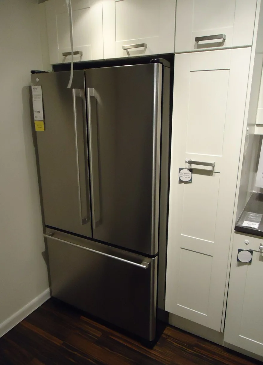 Rangement de réfrigérateur organisé pour limiter le gaspillage alimentaire