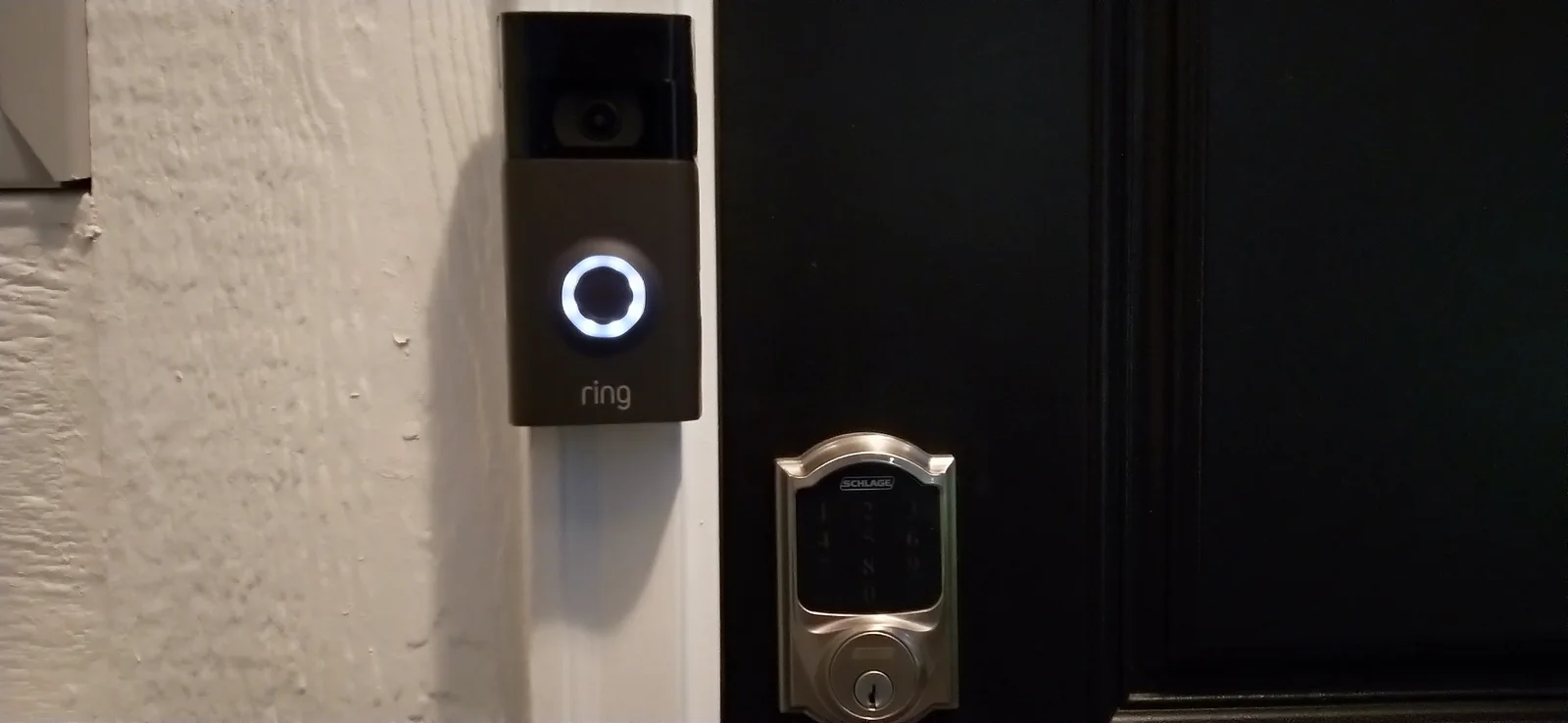 Installation de serrure et sonnette connectées pour la gestion à distance d'une location
