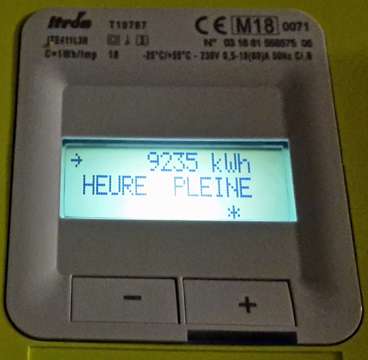 Affichage du compteur Linky montrant la consommation instantanée en temps réel