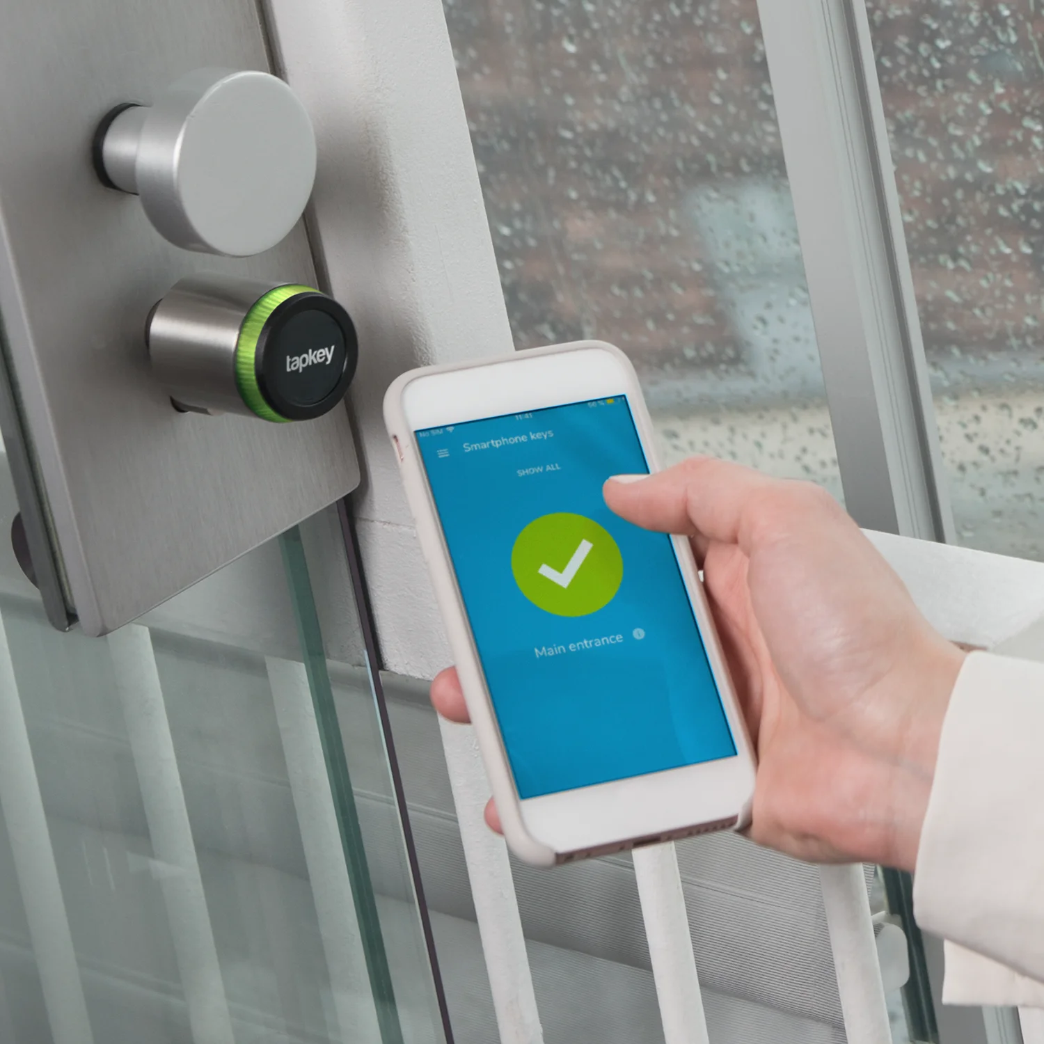 Application smartphone contrôlant une serrure connectée à distance
