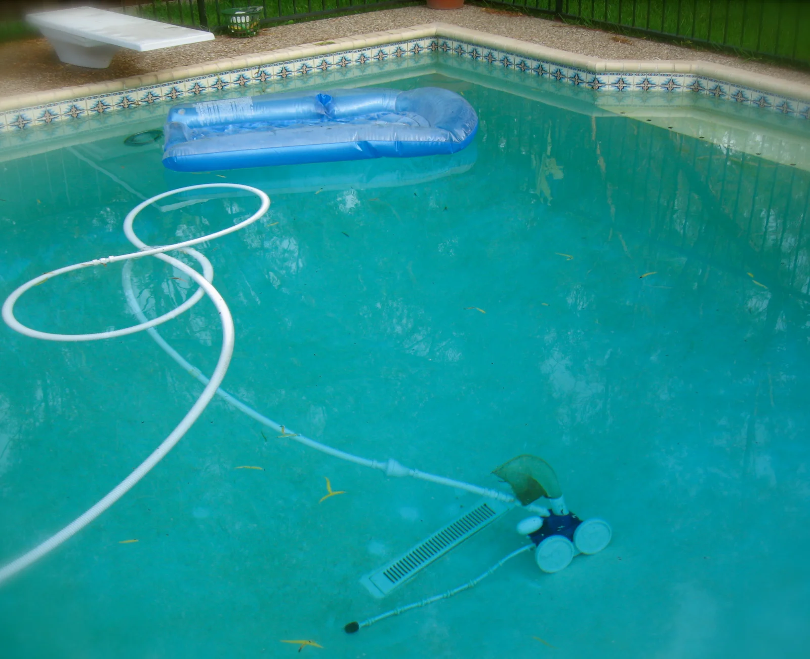 Robot piscine Polaris automatique fond du bassin nettoyage
